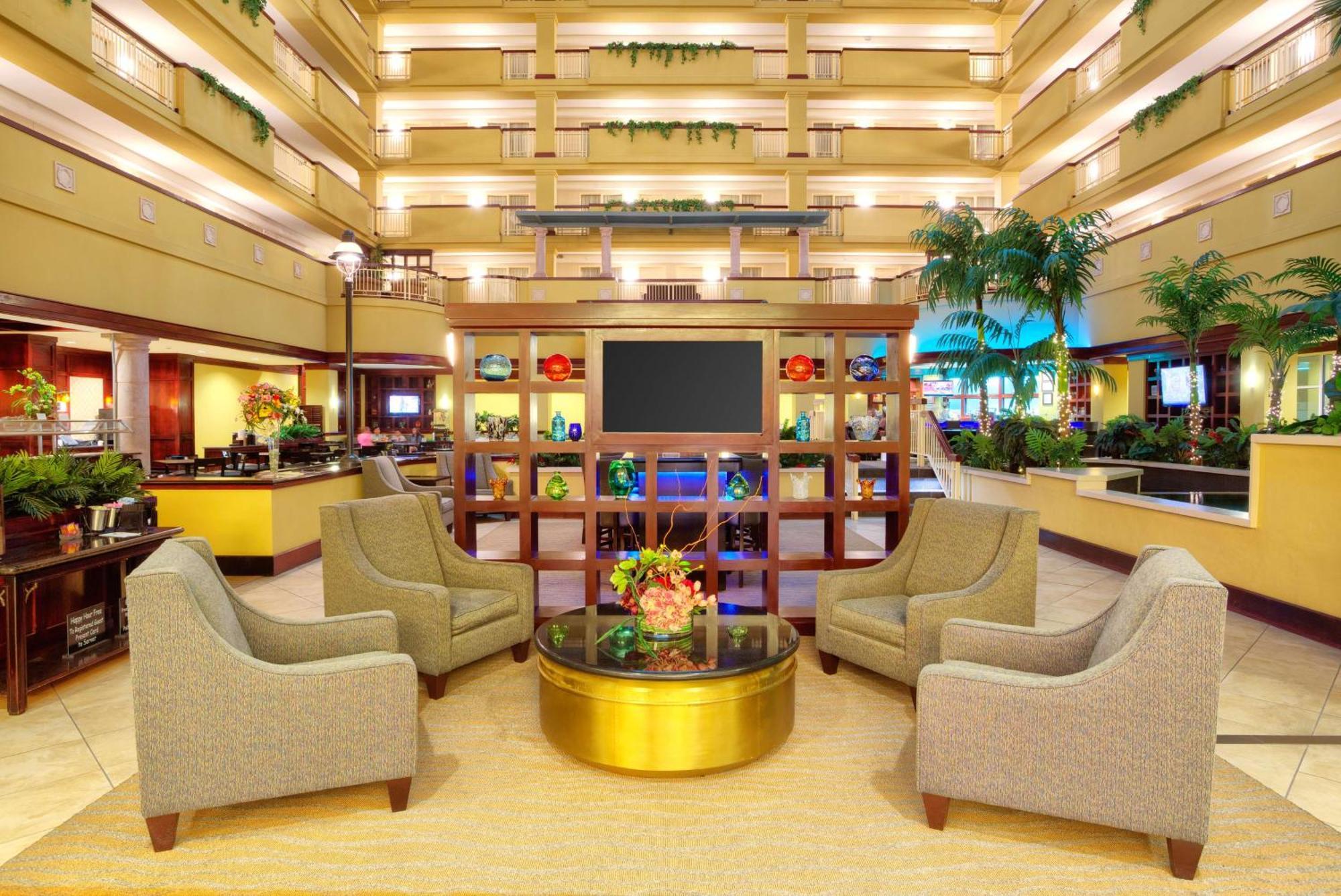 Embassy Suites By Hilton Ларедо Экстерьер фото