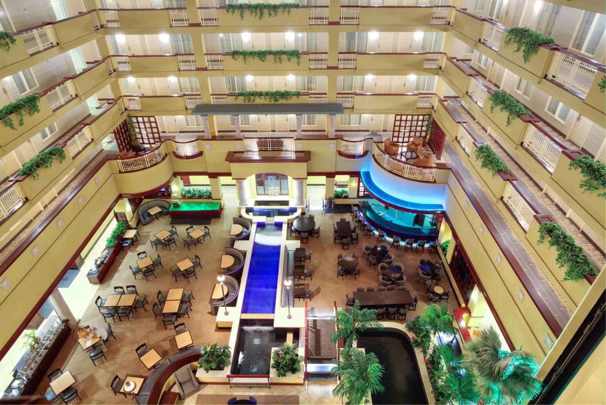 Embassy Suites By Hilton Ларедо Экстерьер фото
