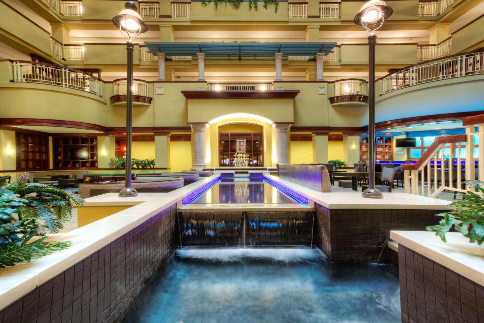 Embassy Suites By Hilton Ларедо Экстерьер фото
