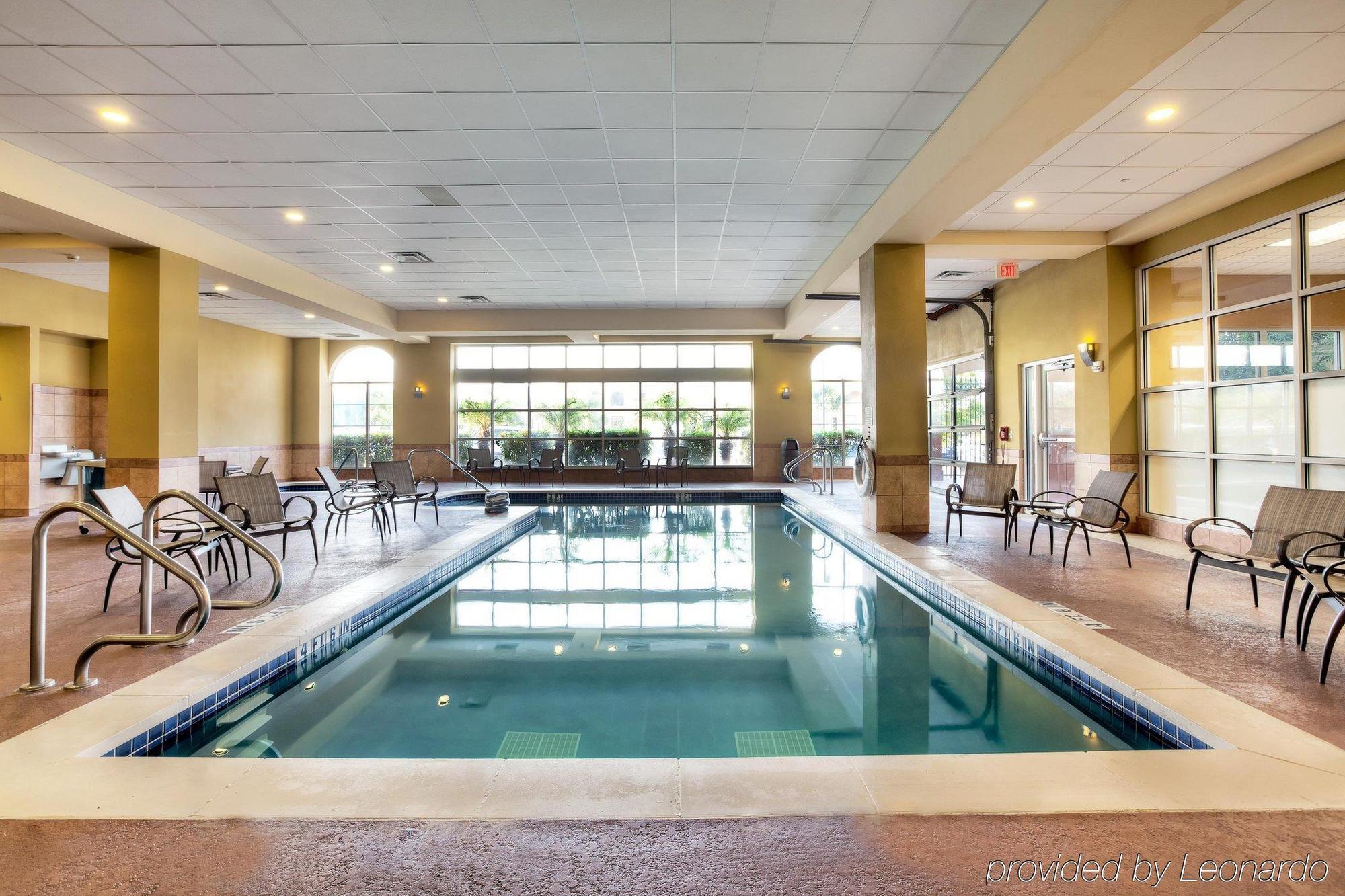 Embassy Suites By Hilton Ларедо Экстерьер фото